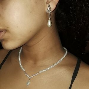Faux pearl and Rhinestone Necklace and earring set